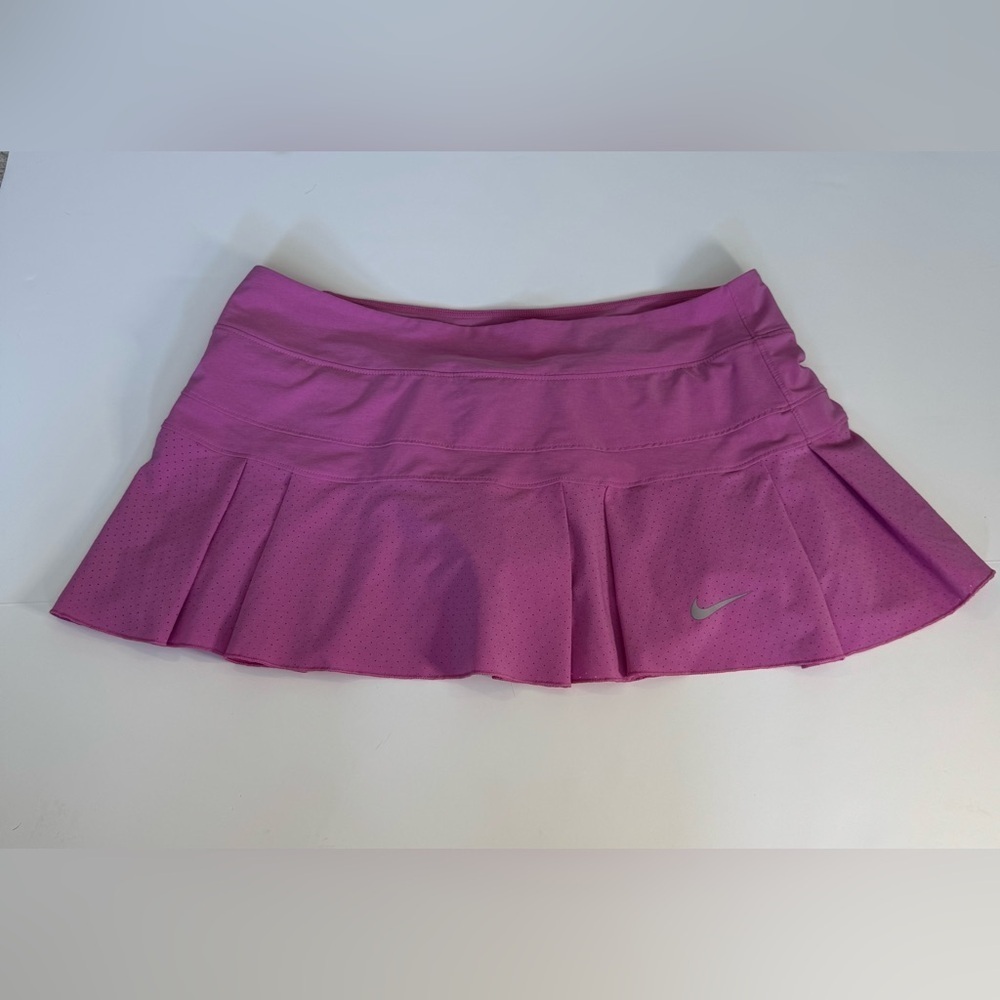 Nike pink skirt with shorts L